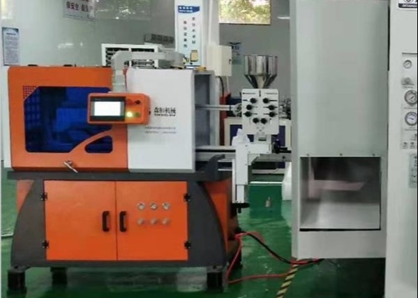 Servo In Mould Labelling Machine  IML Plastic Auxiliary Machine