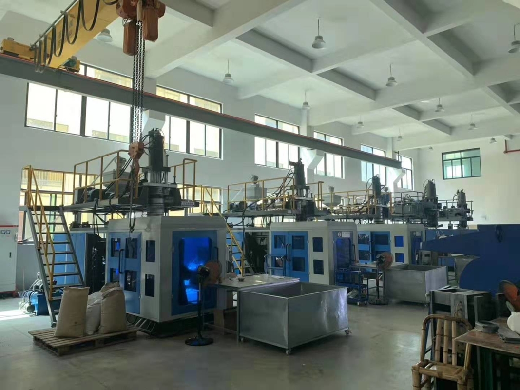 30L - 200L Bucket Accumulator Blow Moulding Machine High Speed