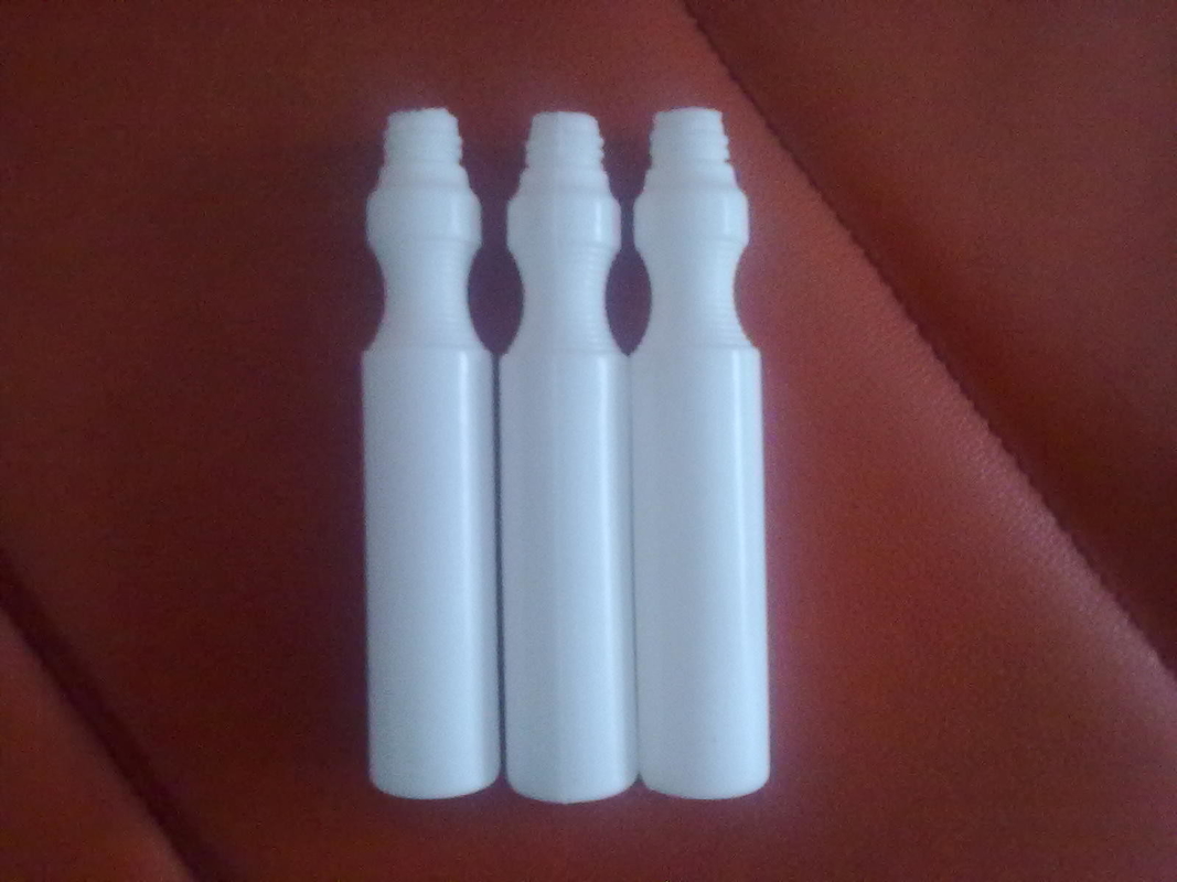 Yoghurt Plastic Bottle Blow Molding Machine 3 Head , 10L Single Stage PE Bottle Machine