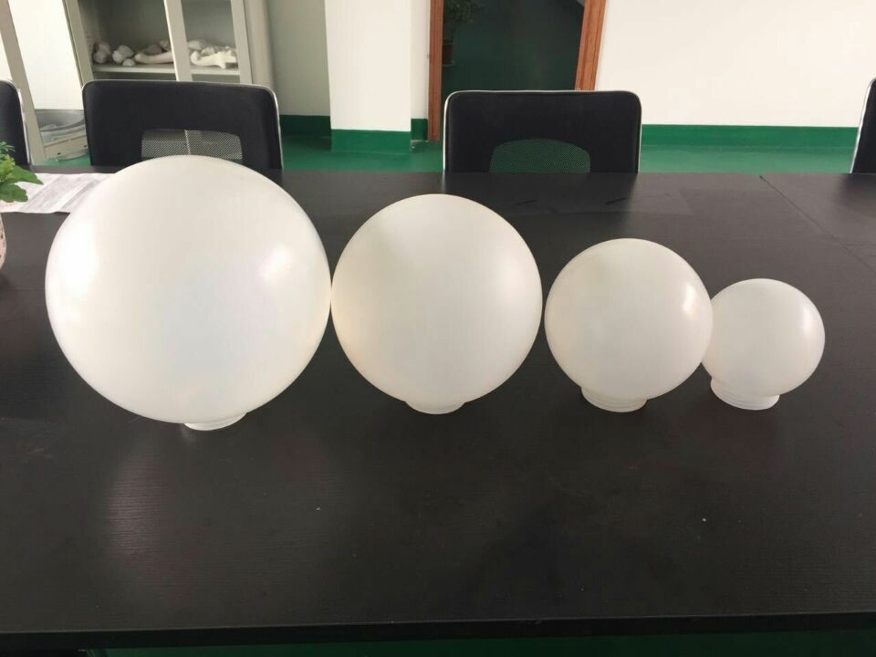 8 Cavities 18kw Plastic Bottle Molding Machine Plastic Ball 4 Cavity Blow Moulding