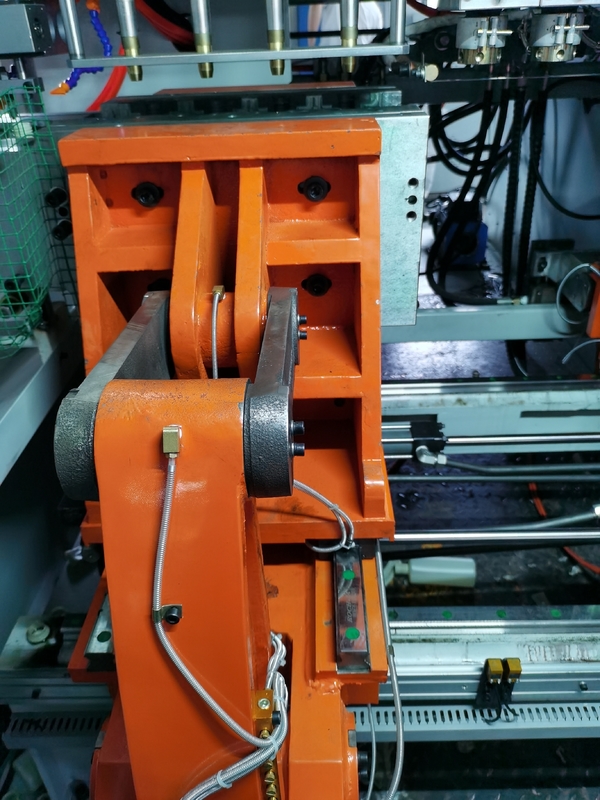 U Series High Speed Blow Molding Machine 1 Layer 3 Head ABS