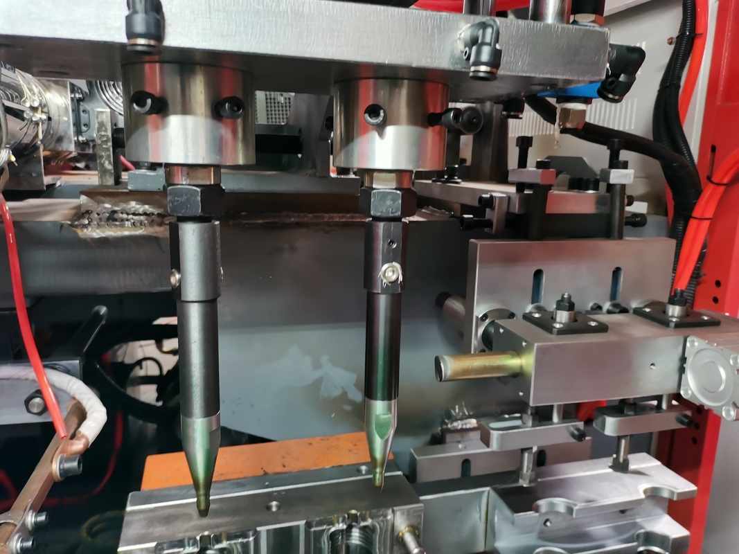 PETG High Speed Blow Molding Machine , Sport Automatic  Bottle Blowing Machine