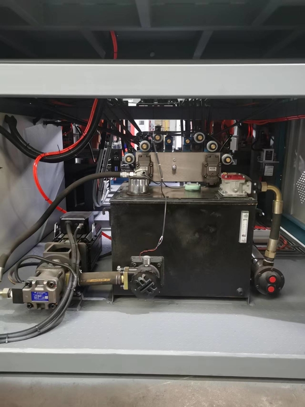2 Colors Continuous Extrusion Blow Molding 1 Head , 1000bph 2l Blow Molding Machine