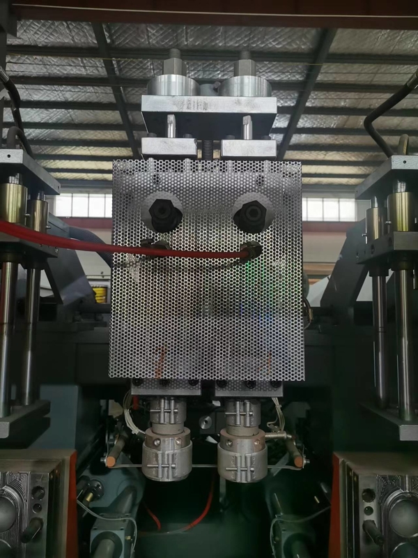 High Speed Continuous Extrusion Blow Molding Double Station , 6 Head Automatic Bottle Blowing Machine
