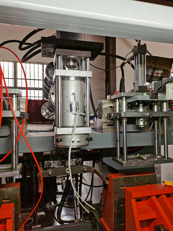 2 Head 5L PE Jar Blow Moulding Machine  Fully Automatic Blowing