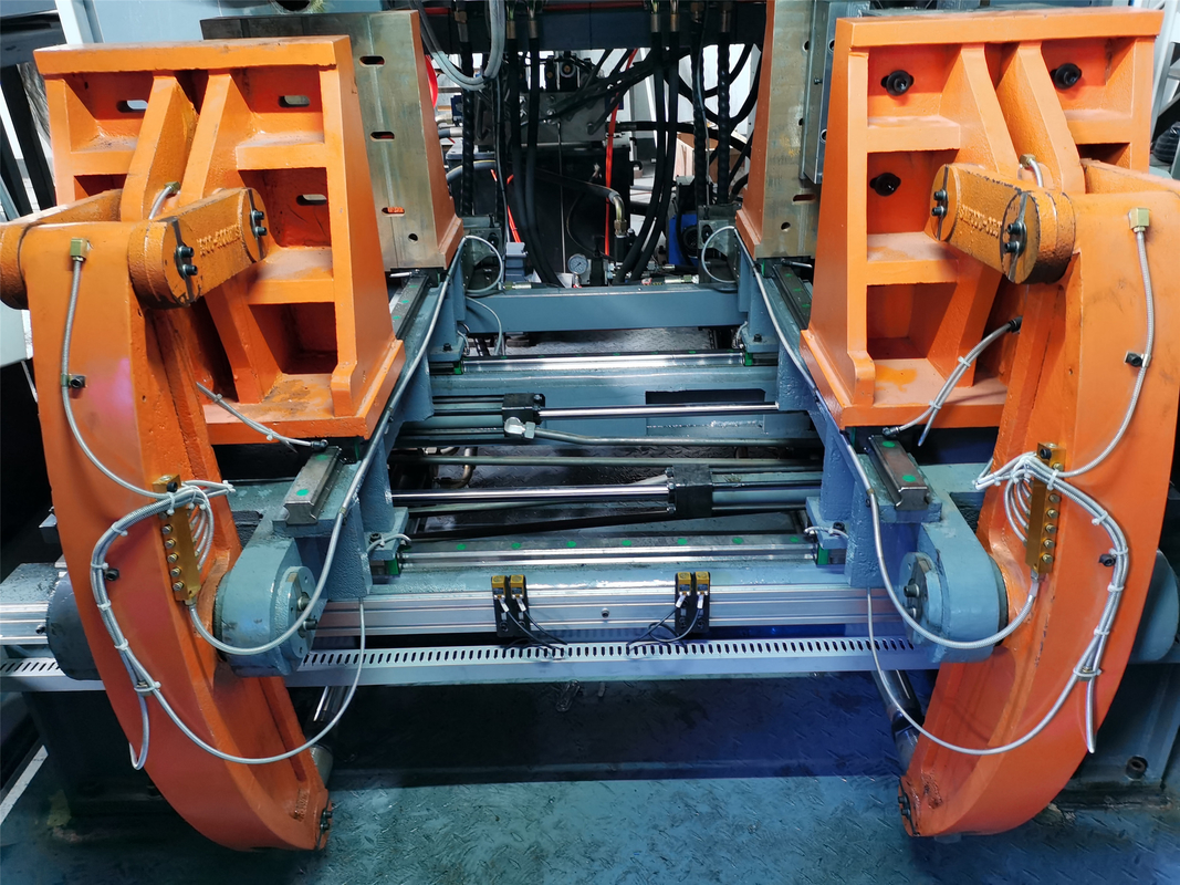 High Speed Double Station Blow Molding Machine 1 Head Agriculture Bottle Extrusion