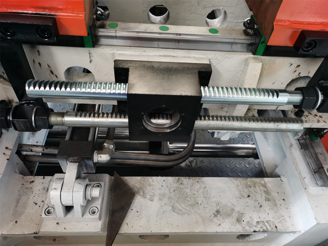 5l 1 Layer Automatic Extrusion Blow Moulding Machine ABS Blow Molding Equipment