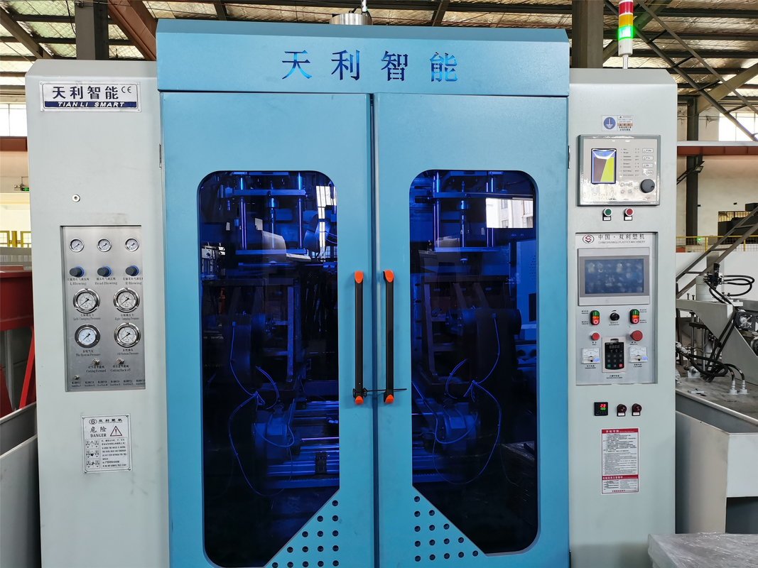 Cosmetics Double Station Blow Molding Machine 5L HDPE Bottle Making Machine