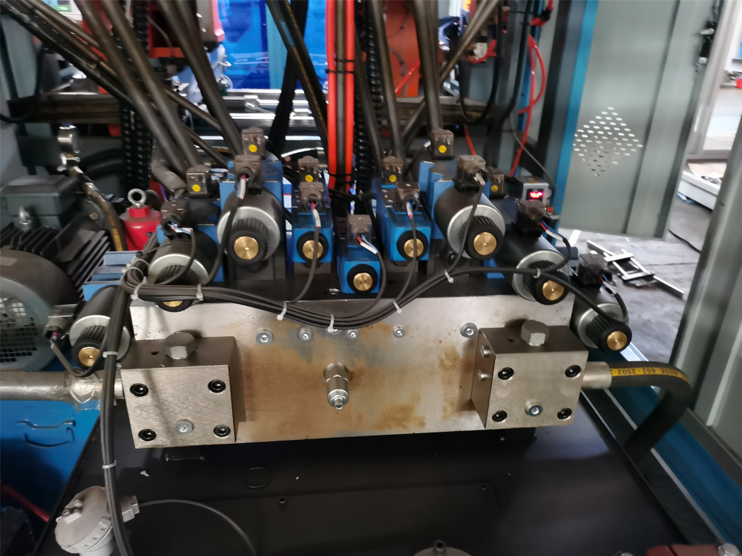Pesticide 4 Layer Preform Bottle Blowing Machine 1 Head Multi Layer Molding