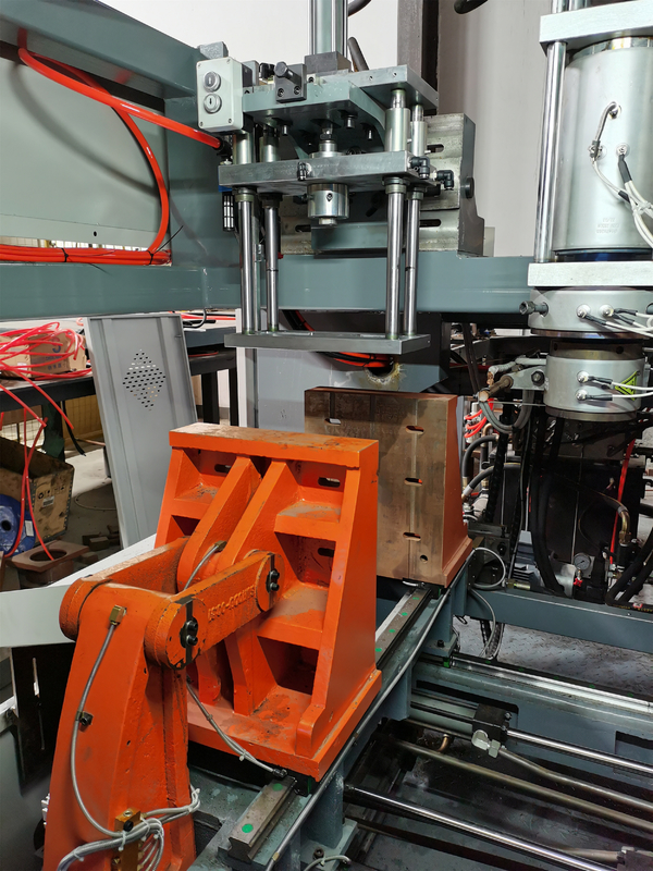 5l EVA Fully Automatic Blow Moulding Machine ABS Bottle Water