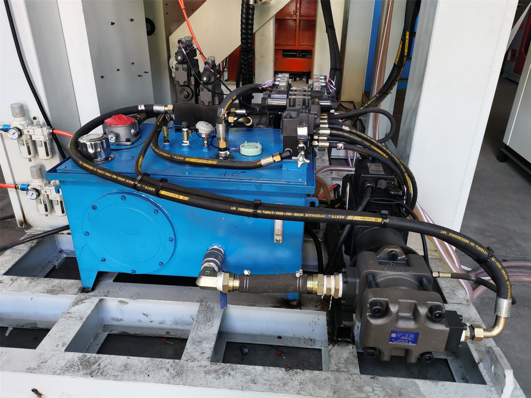 Plastic Accumulator Blow Moulding Machine Tool Box 1 Layer Automatic HDPE Bottle Blowing Machine