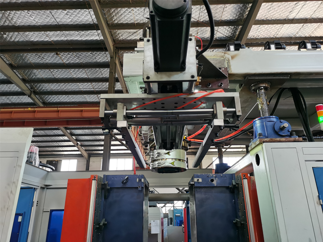 Tool Box Automatic Blow Molding Machine 160l PP Accumulator
