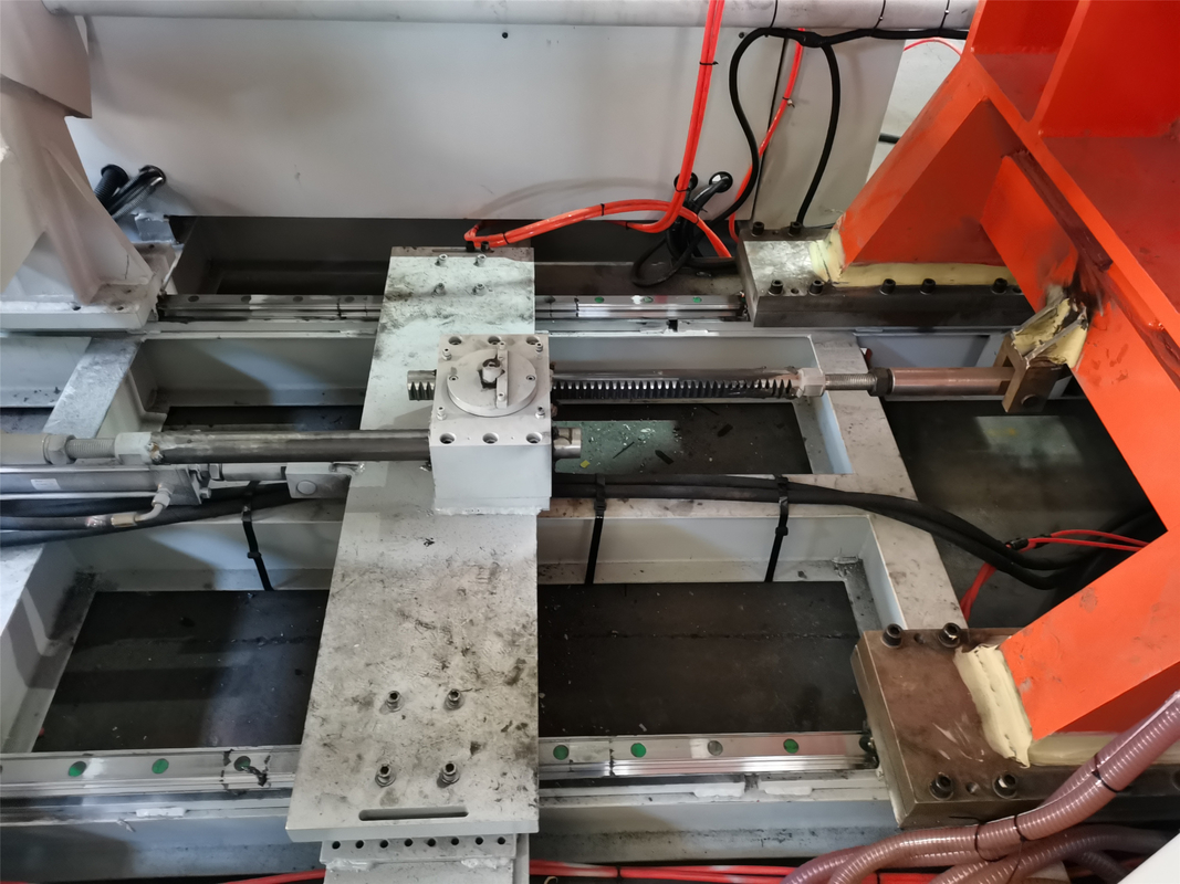 Accumulator Extrusion Blow Molding Machine Single Station Automatic
