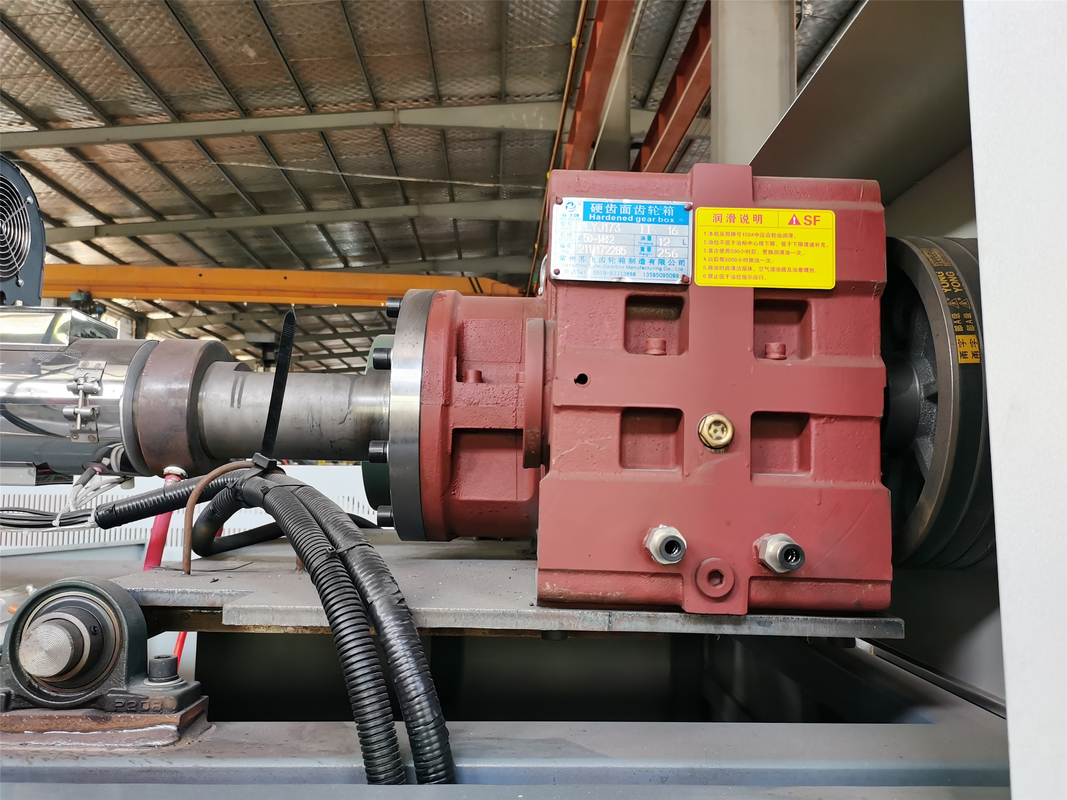Plastic Base Automatic Blow Molding Machine