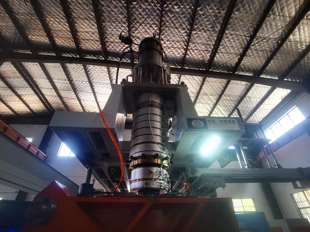 Fully Automatic Accumulator Blow Moulding Machine For Plastic Water Bottle