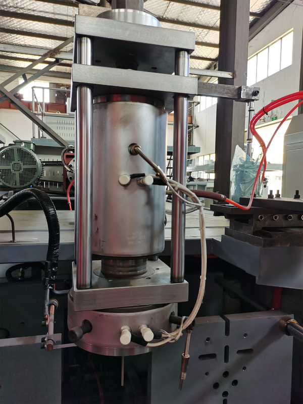 60l Accumulator Blow Moulding Machine Cleaning Tools , 450bph Fully Automatic Blowing Machine