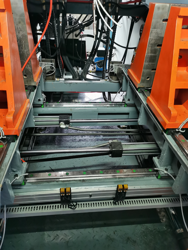 1 Layer HDPE Plastic Blow Molding Machine Double Station 5l PP Moulding