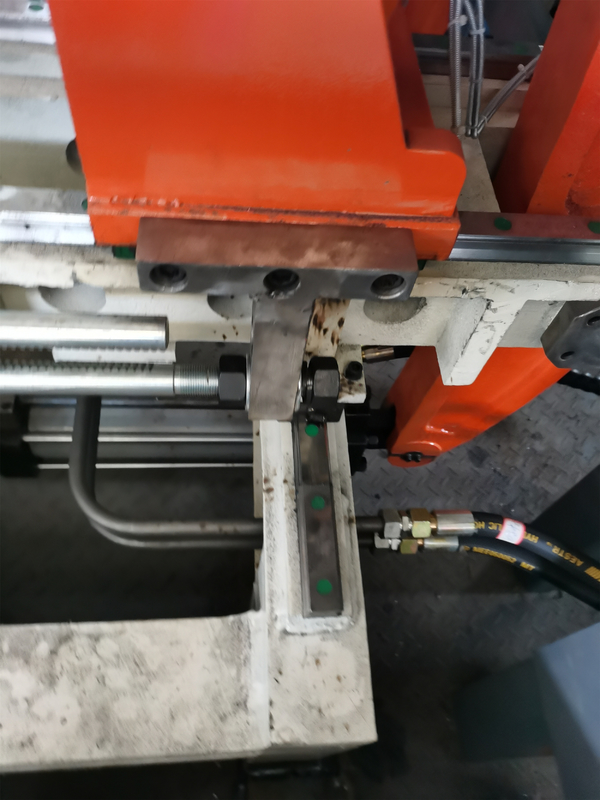 Square HDPE Bottle Moulding Machine U Type 5l Automatic Extrusion