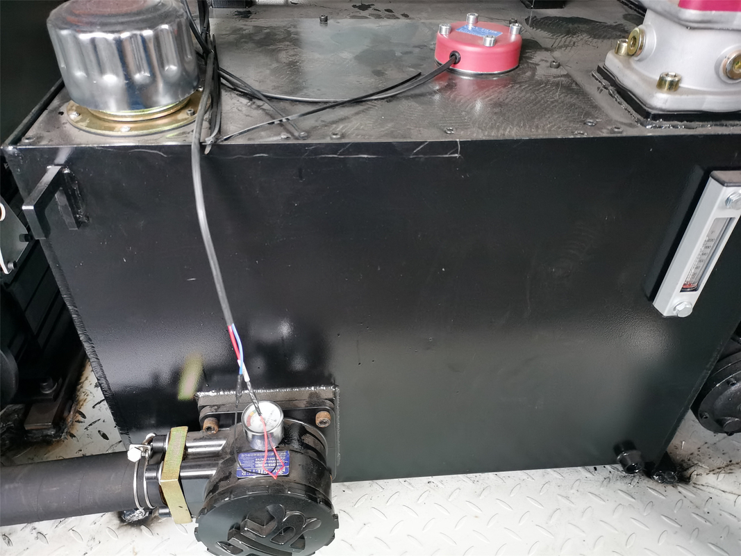 Multi Layer HDPE Blow Moulding Machine Chemical Bottle Blower Machine 10L Bottle