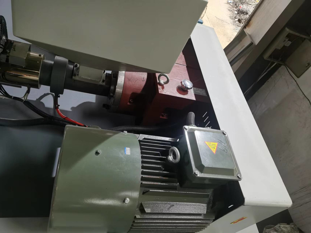 D Type Pesticide Bottle Fully Automatic Blow Molding Machine 4 Layers Water Bottle Blower