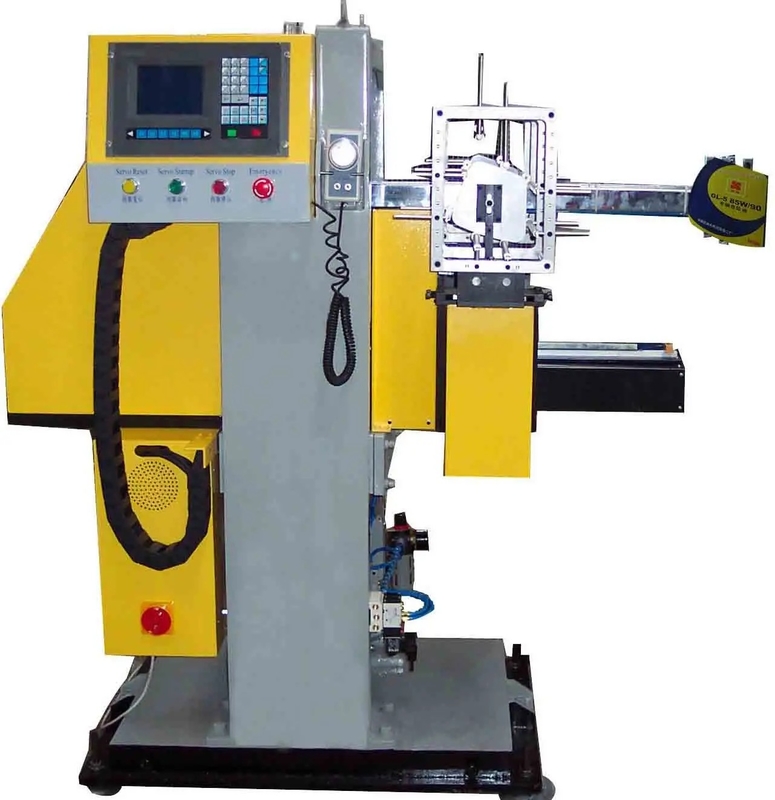 Servo In Mould Labelling Machine  IML Plastic Auxiliary Machine